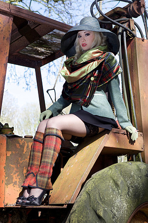 Lewes Editorial Shoot Click for Credits