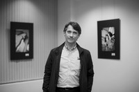 Dancer Inside Exhibition - Simone Gher