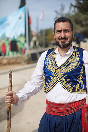 Tepe Basi Tulip Festival, Traditional Dress