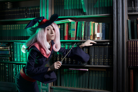 Tajfu Cosplay - Character - Sucy Manbaravan, from Little Witch Academia